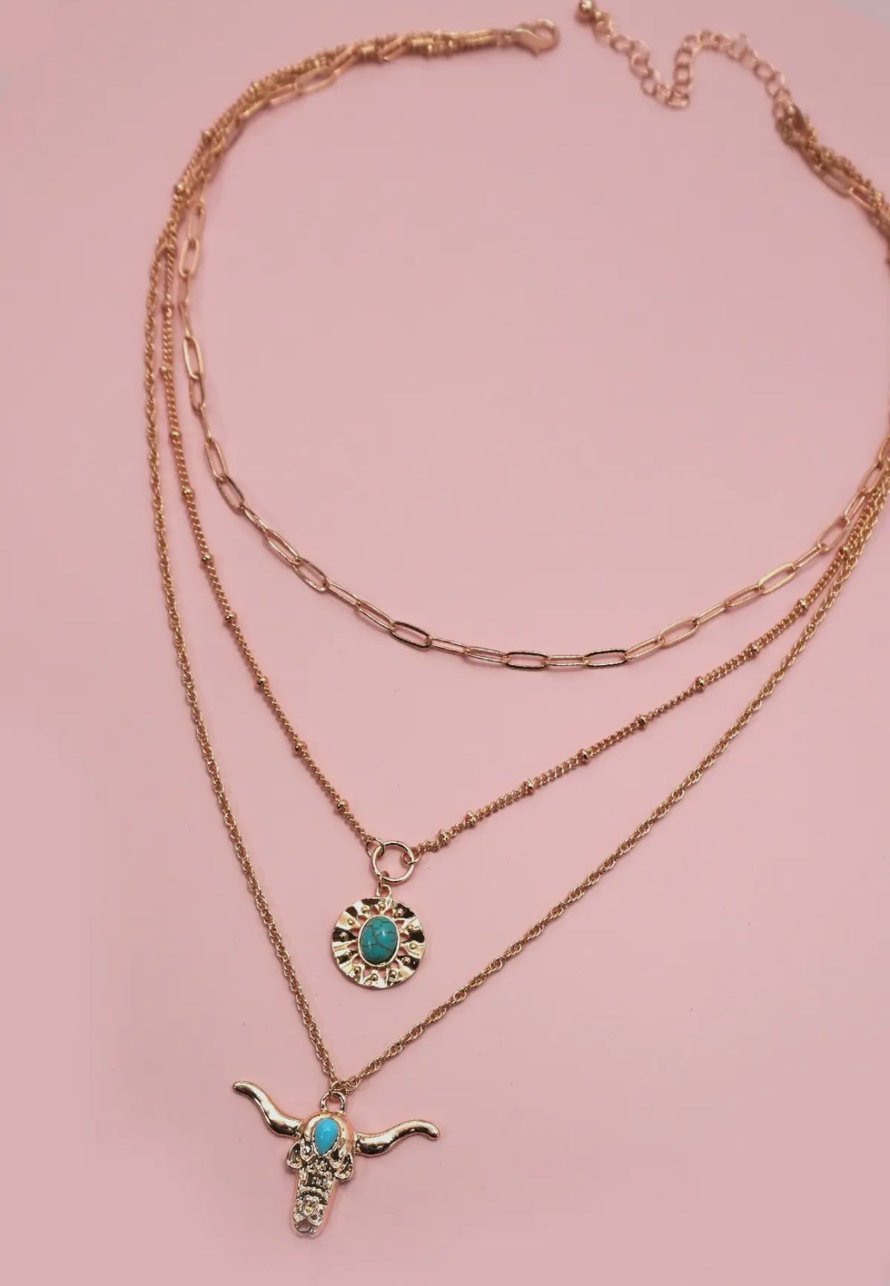 Turquoise Bull Head Circle Pendant Layered Necklace